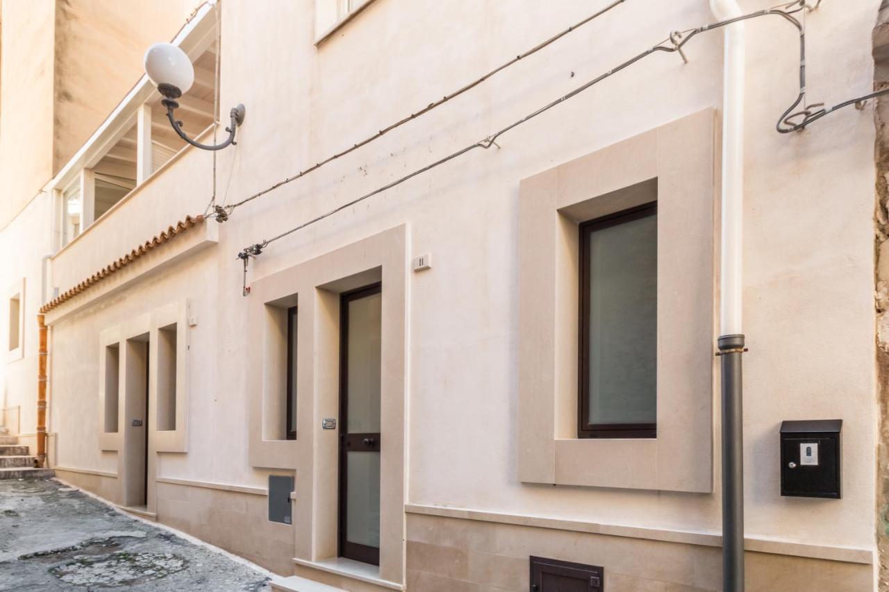 The Bell Appartement Comiso Buitenkant foto